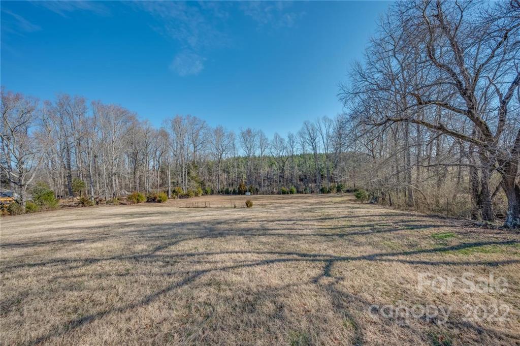 265 Mc Dowell Road Columbus, NC 28722 - Photo 8 of 40 Gallery Image 8