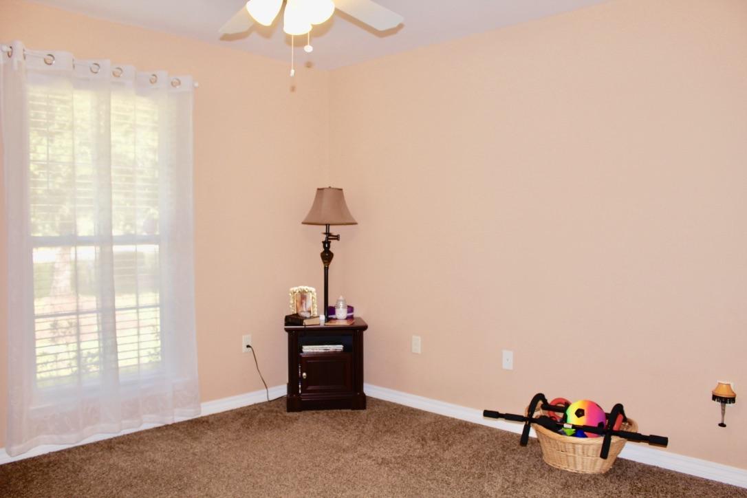 483 Hunters Ridge Road DeFuniak Springs, FL 32433 - Photo 16 of 23 bedroom 3 as office