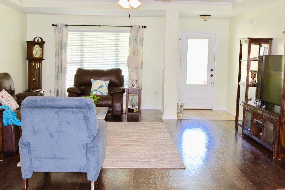 483 Hunters Ridge Road DeFuniak Springs, FL 32433 - Photo 4 of 23 living room