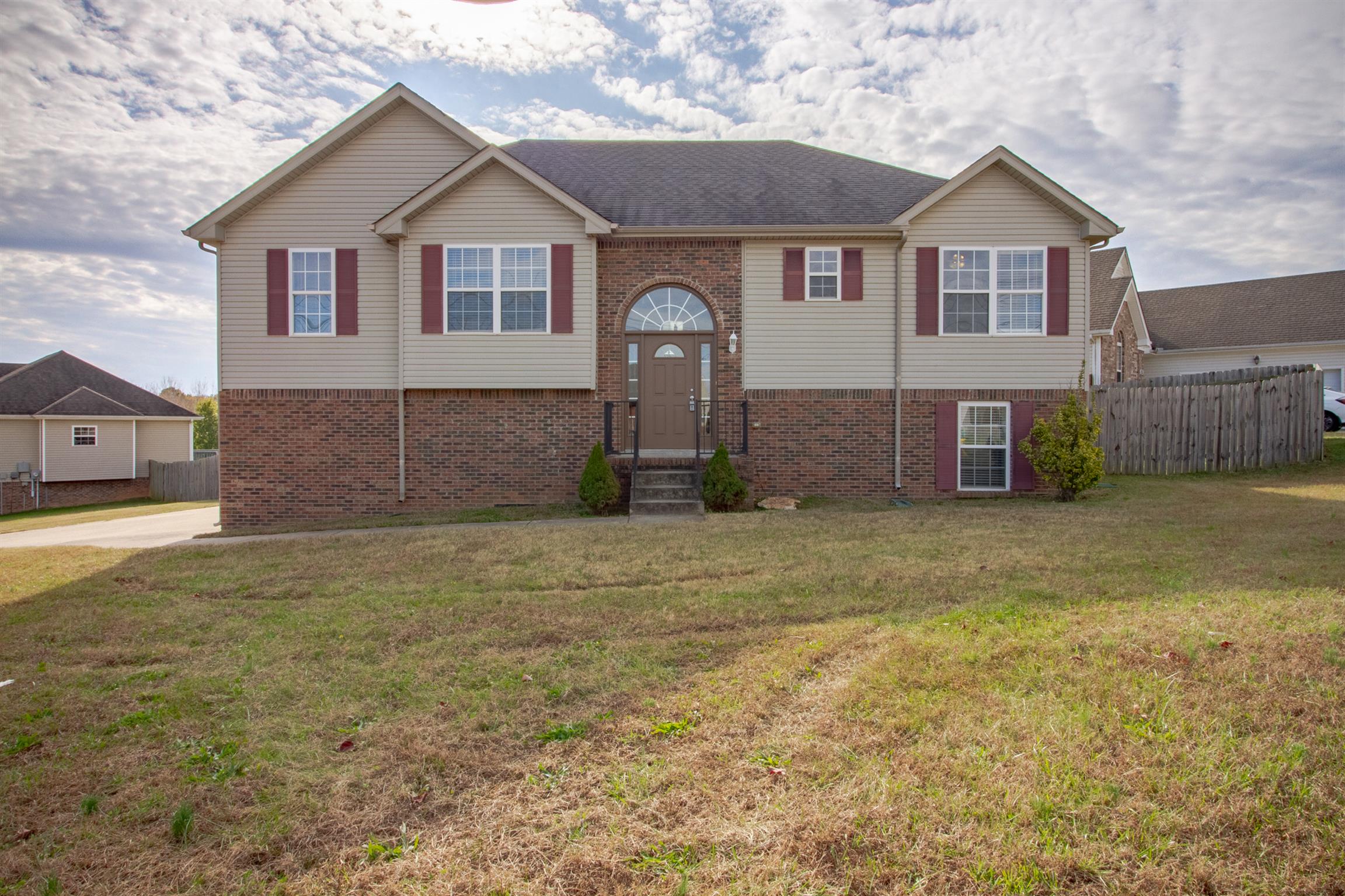 Welcome to 1850 Twin Rivers Rd