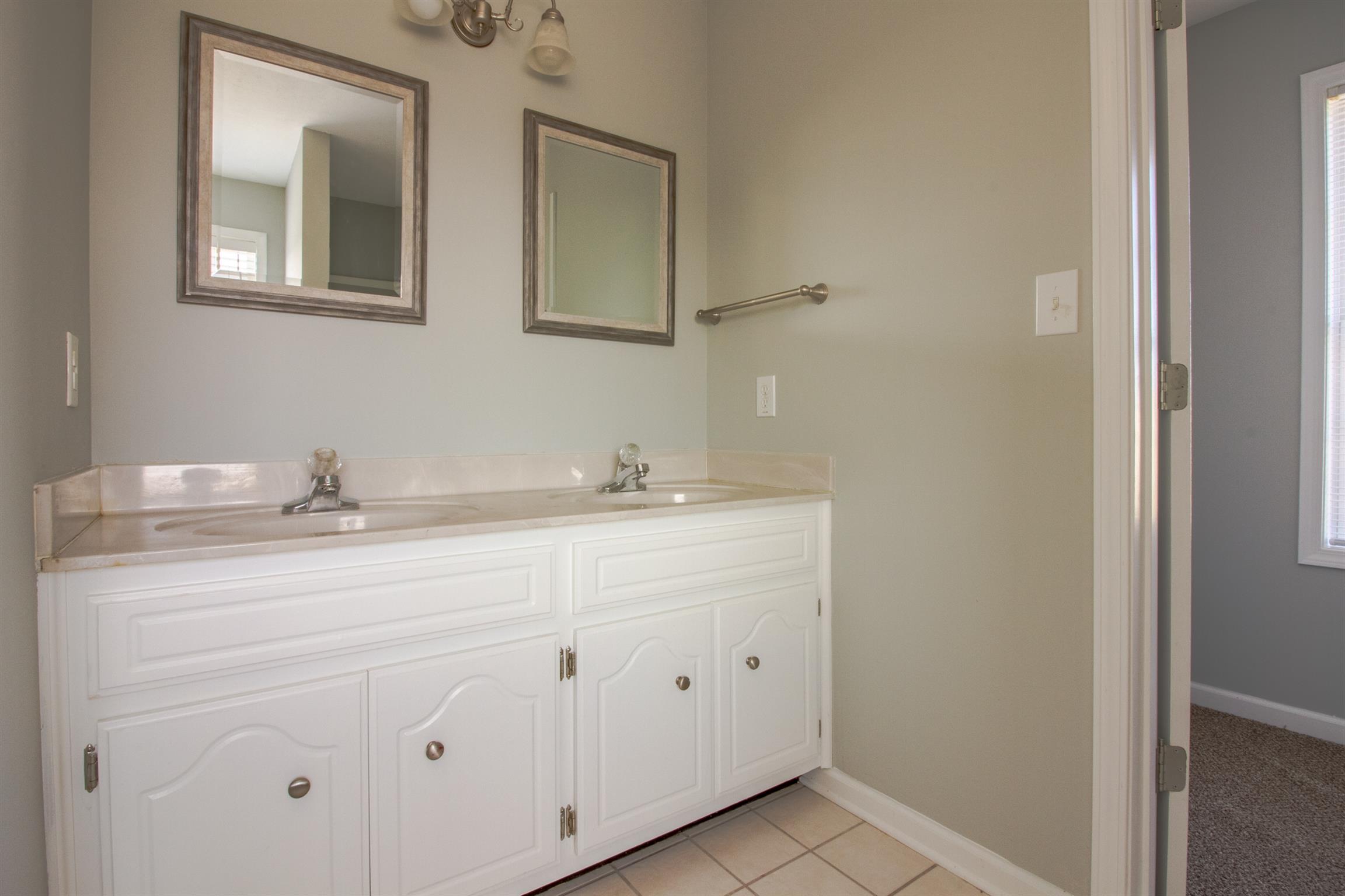 1850 Twin Rivers Road Clarksville, TN 37040 - Photo 13 of 27 Double Vanity and Walk In Closet