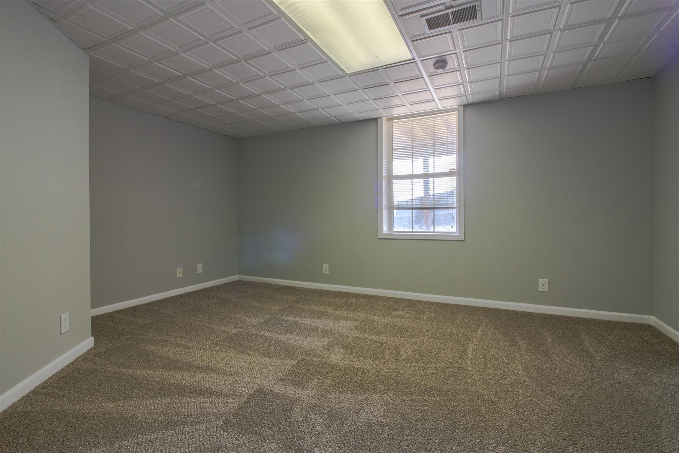 1850 Twin Rivers Road Clarksville, TN 37040 - Photo 19 of 27 Bonus Room