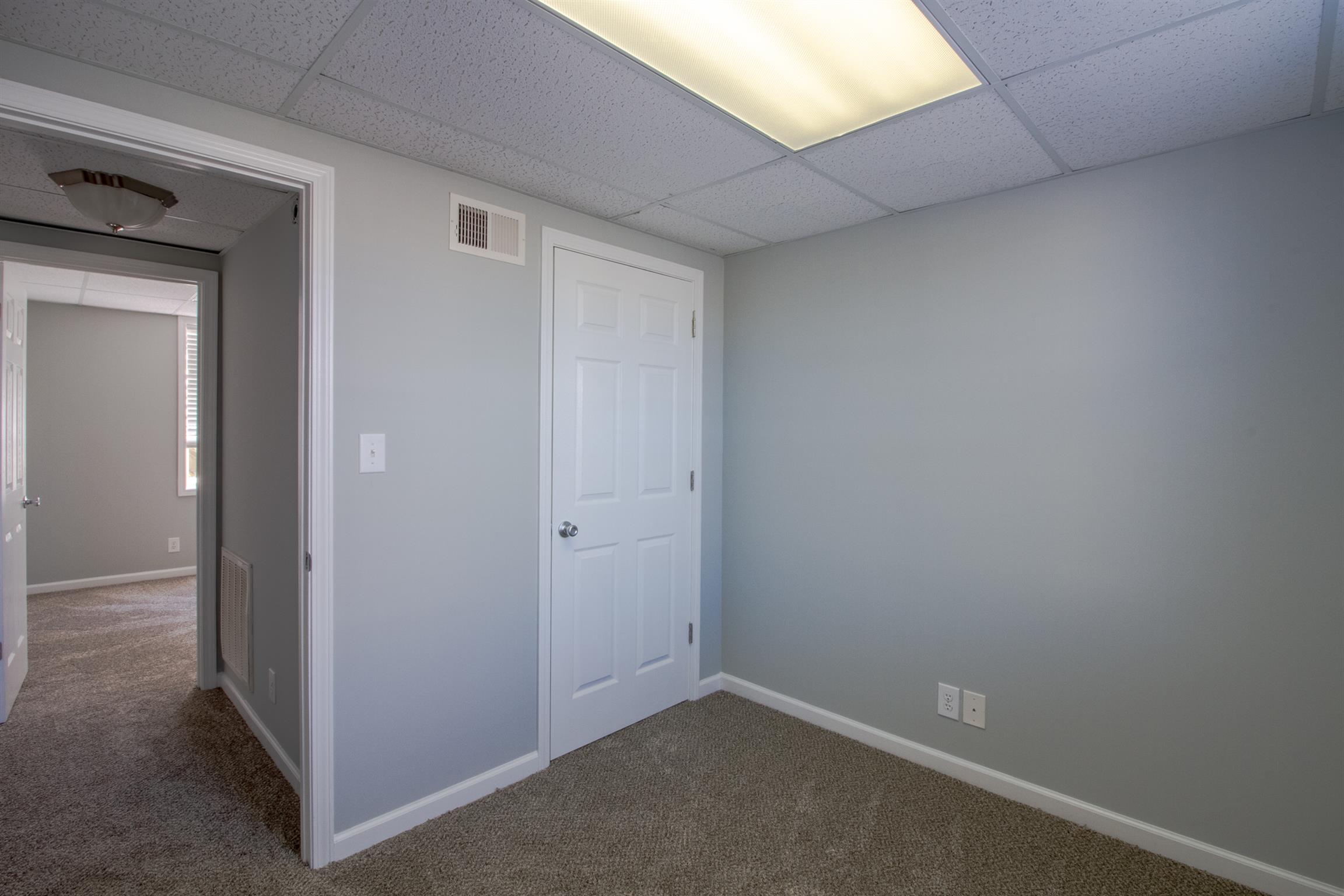 1850 Twin Rivers Road Clarksville, TN 37040 - Photo 23 of 27 Bedroom 4