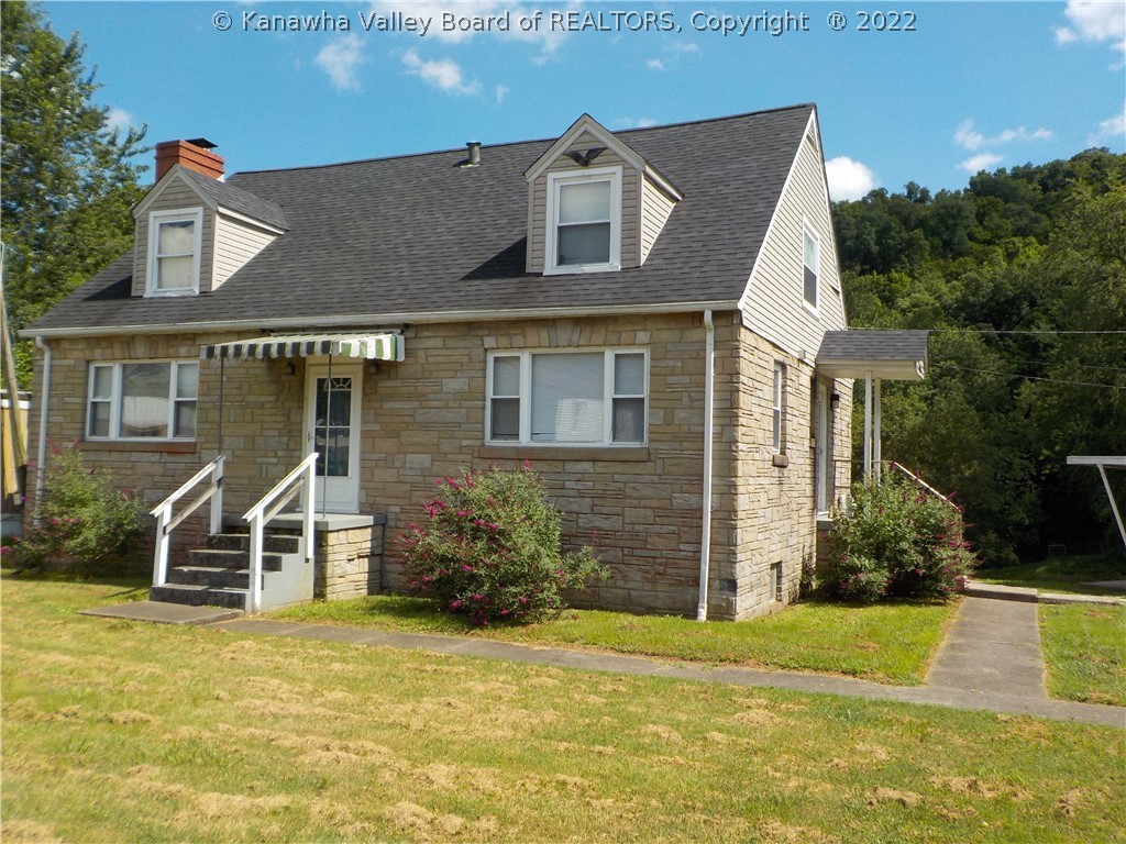 641 Robertson Street Elkview, WV 25071 - Photo 1 of 17 Gallery Image 1