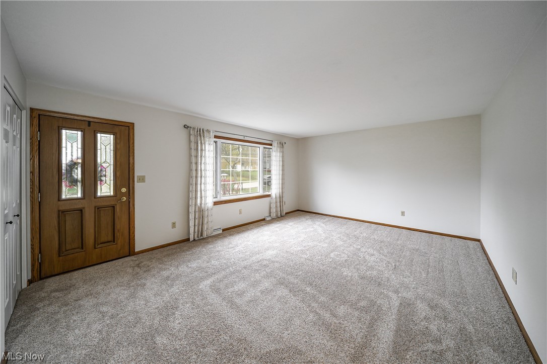 2026 Liberty Road Stow, OH 44224 - Photo 4 of 35 Gallery Image 4