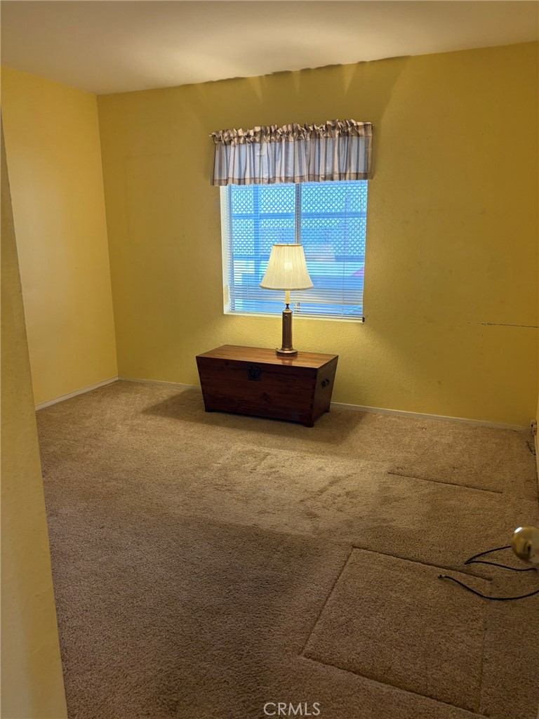 5813 Pacific Heights Road, Unit 126 Oroville, CA 95965 - Photo 29 of 59 a bathroom with a sink and a vanity