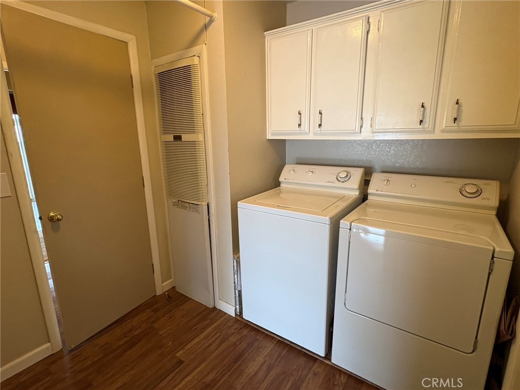 5813 Pacific Heights Road, Unit 126 Oroville, CA 95965 - Photo 37 of 59 a utility room with dryer and washer