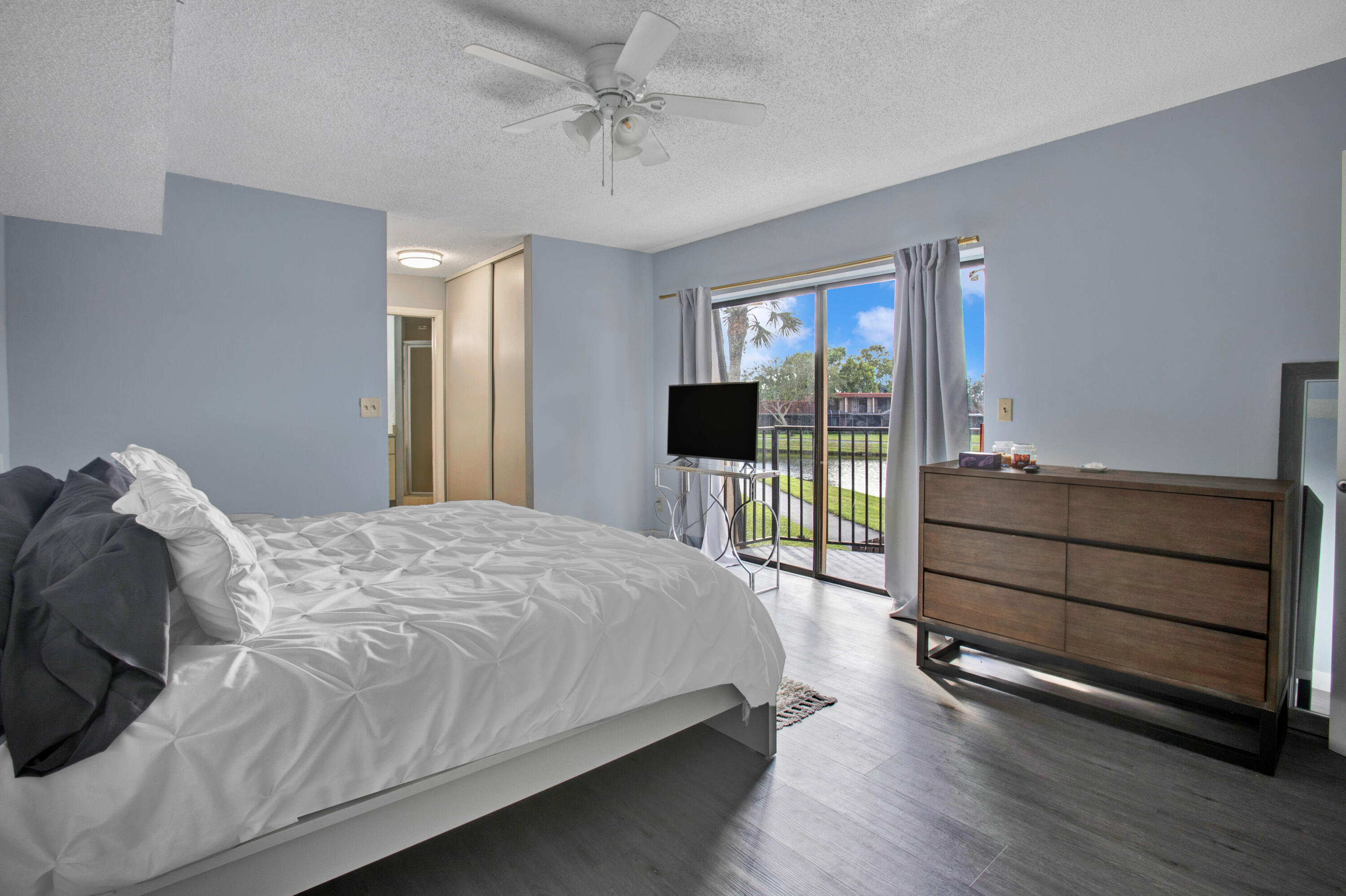 8213 Boca Rio Drive Boca Raton, FL 33433 - Photo 27 of 38 IMG_8476
