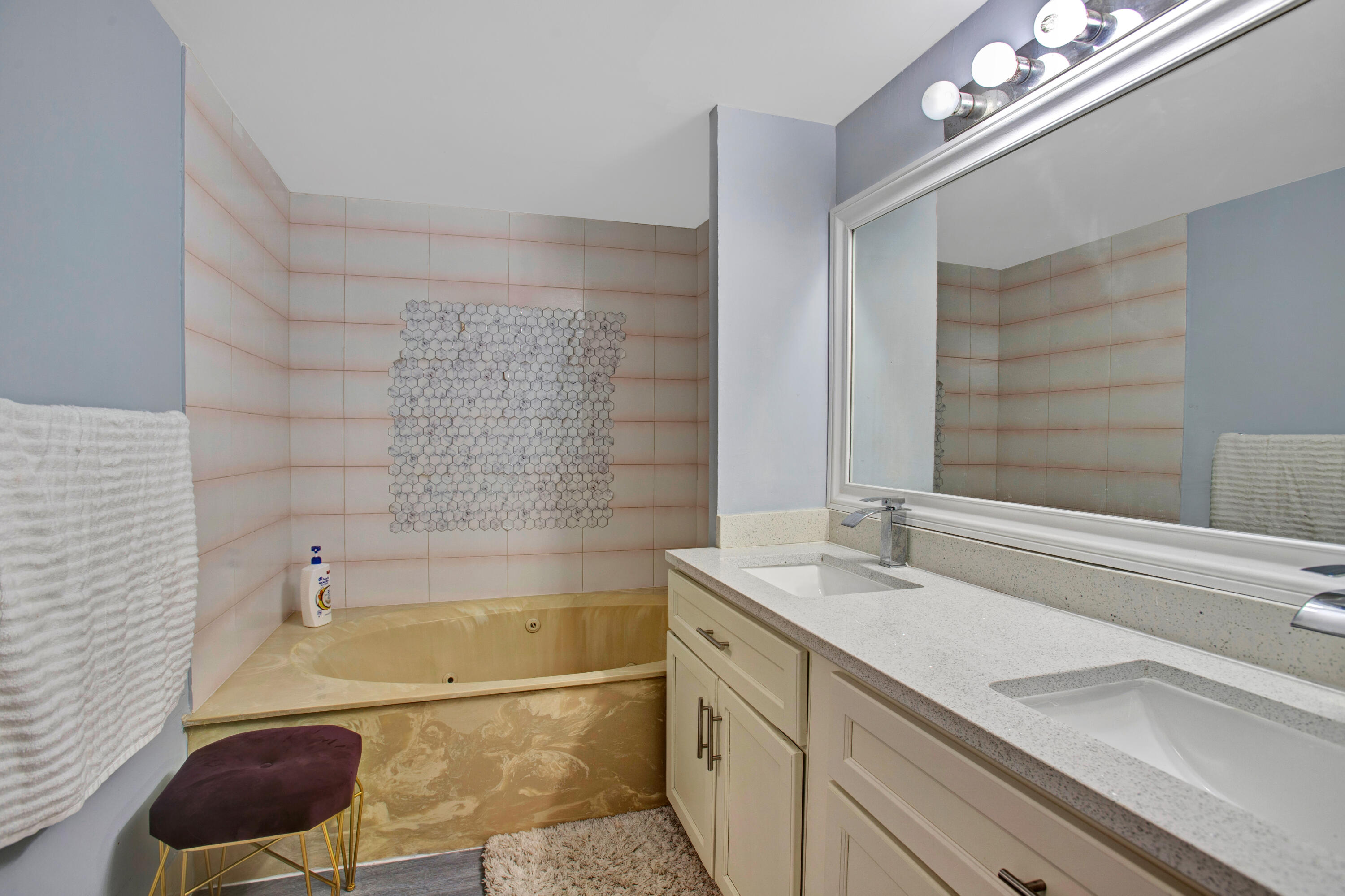 8213 Boca Rio Drive Boca Raton, FL 33433 - Photo 30 of 38 IMG_8491