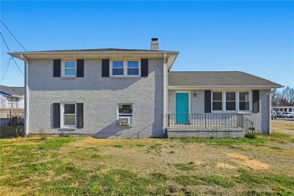 $350,000 | 3 Rangeview Circle, Greenville, SC 29617