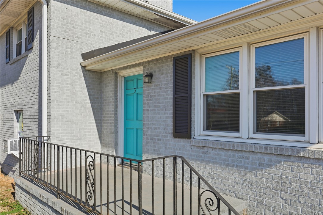 3 Rangeview Circle Greenville, SC 29617 - Photo 2 of 37