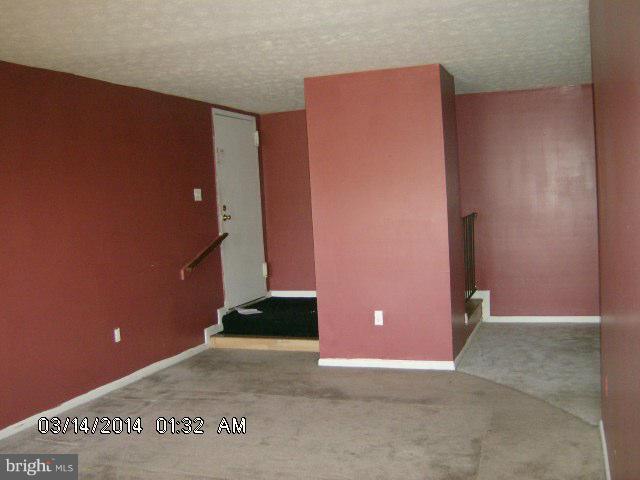 7919 Mandan Road, Unit 204 Greenbelt, MD 20770 - Photo 2 of 12 foyer