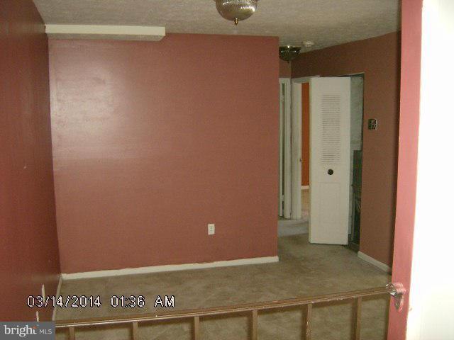 7919 Mandan Road, Unit 204 Greenbelt, MD 20770 - Photo 4 of 12 Family Room