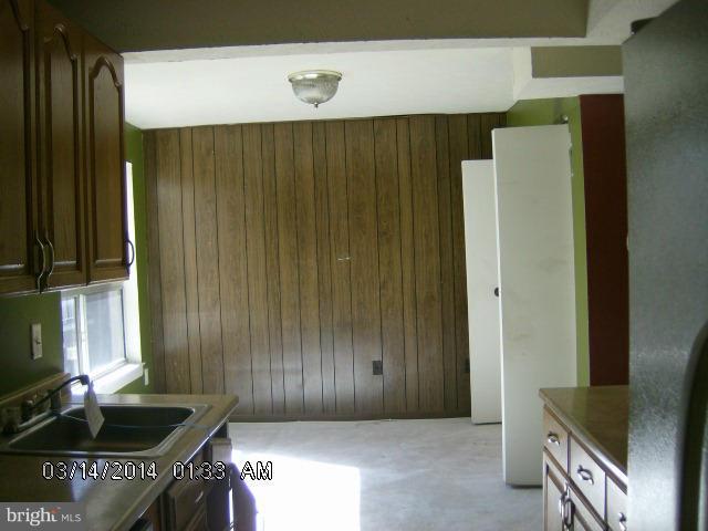7919 Mandan Road, Unit 204 Greenbelt, MD 20770 - Photo 6 of 12 Kitchen dinning room combo