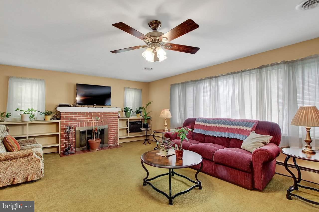 360 Richardson Road York, PA 17408 - Photo 4 of 35 Gallery Image 4