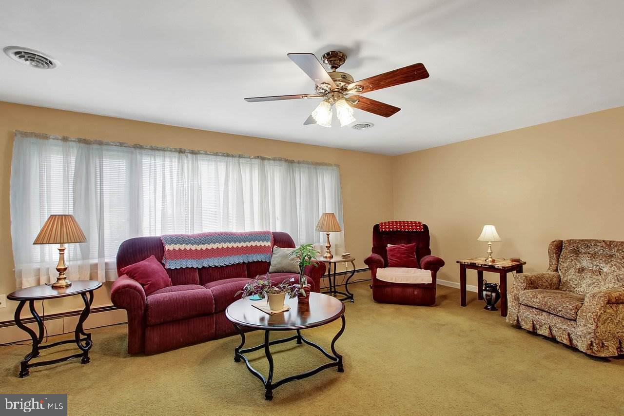 360 Richardson Road York, PA 17408 - Photo 5 of 35 Gallery Image 5