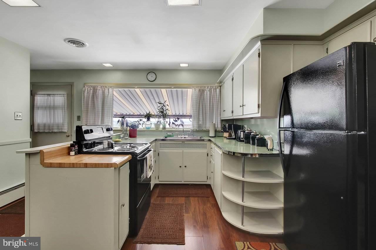 360 Richardson Road York, PA 17408 - Photo 10 of 35 Gallery Image 10