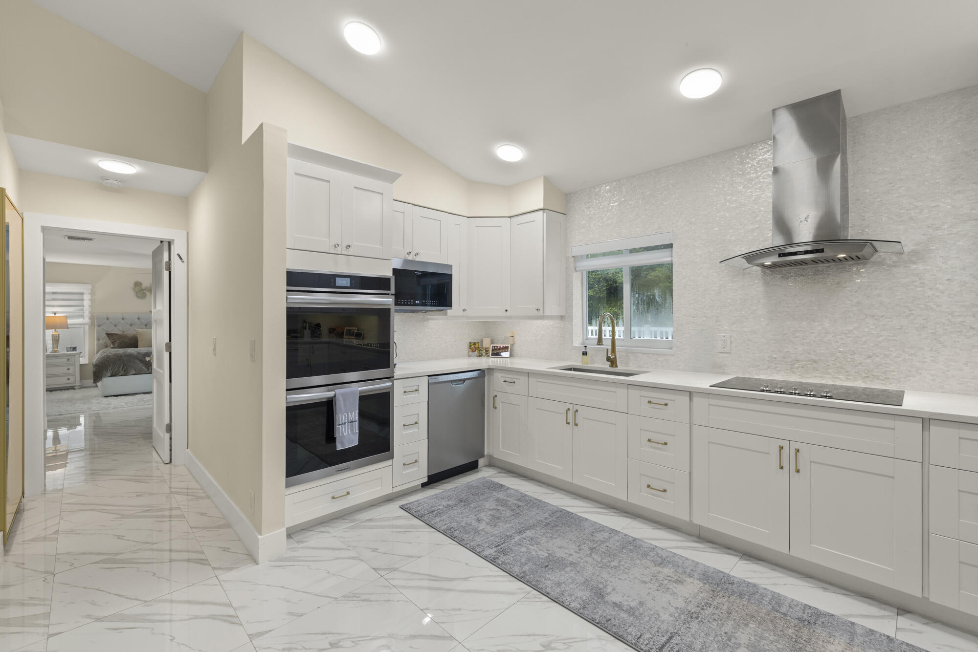 7463 Texas Trail Boca Raton, FL 33487 - Photo 8 of 36 8_0h8a3584