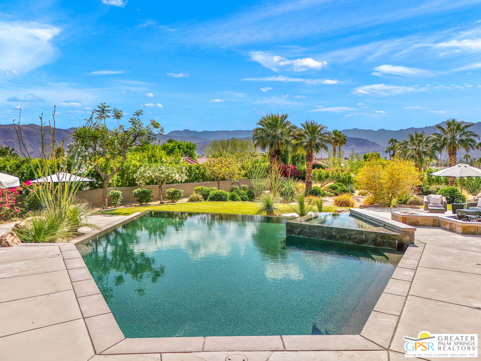 4 Paradise Cove Court Rancho Mirage, CA 92270 - Photo 4 of 49