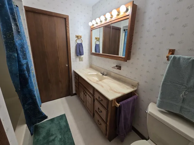 $379,900 | N2559 County Highway South, Juda, WI 53550