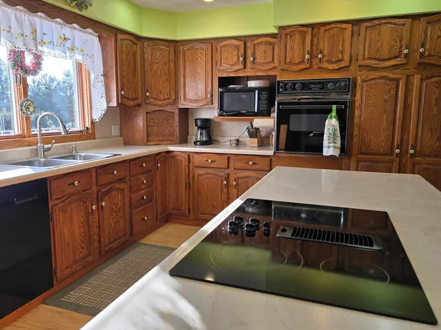 $379,900 | N2559 County Highway South, Juda, WI 53550