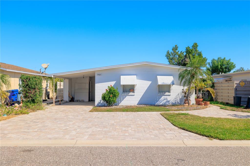 17611 1st Street East Redington Shores, FL 33708 - Photo 17 of 32