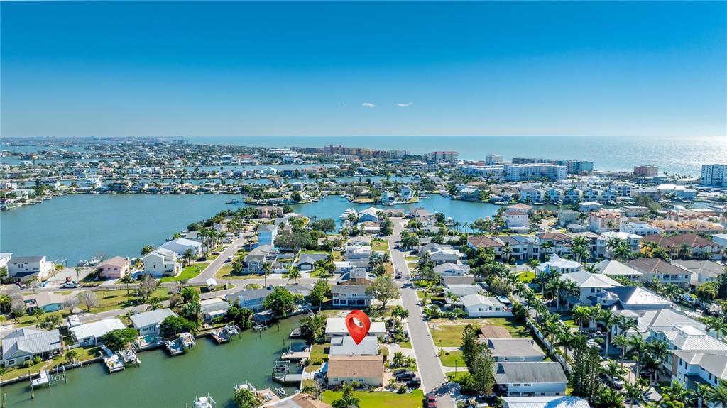 17611 1st Street East Redington Shores, FL 33708 - Photo 25 of 32