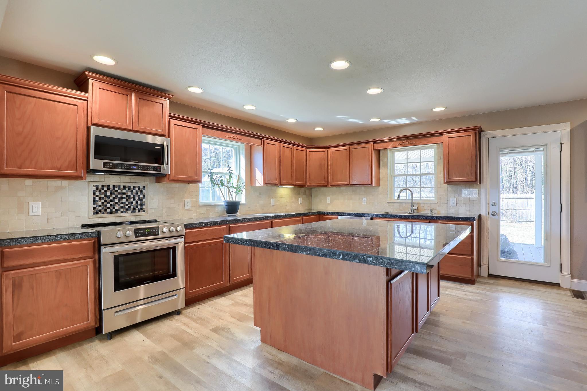 1035 Turnpike Road Elizabethtown, PA 17022 - Photo 21 of 56 Gallery Image 21