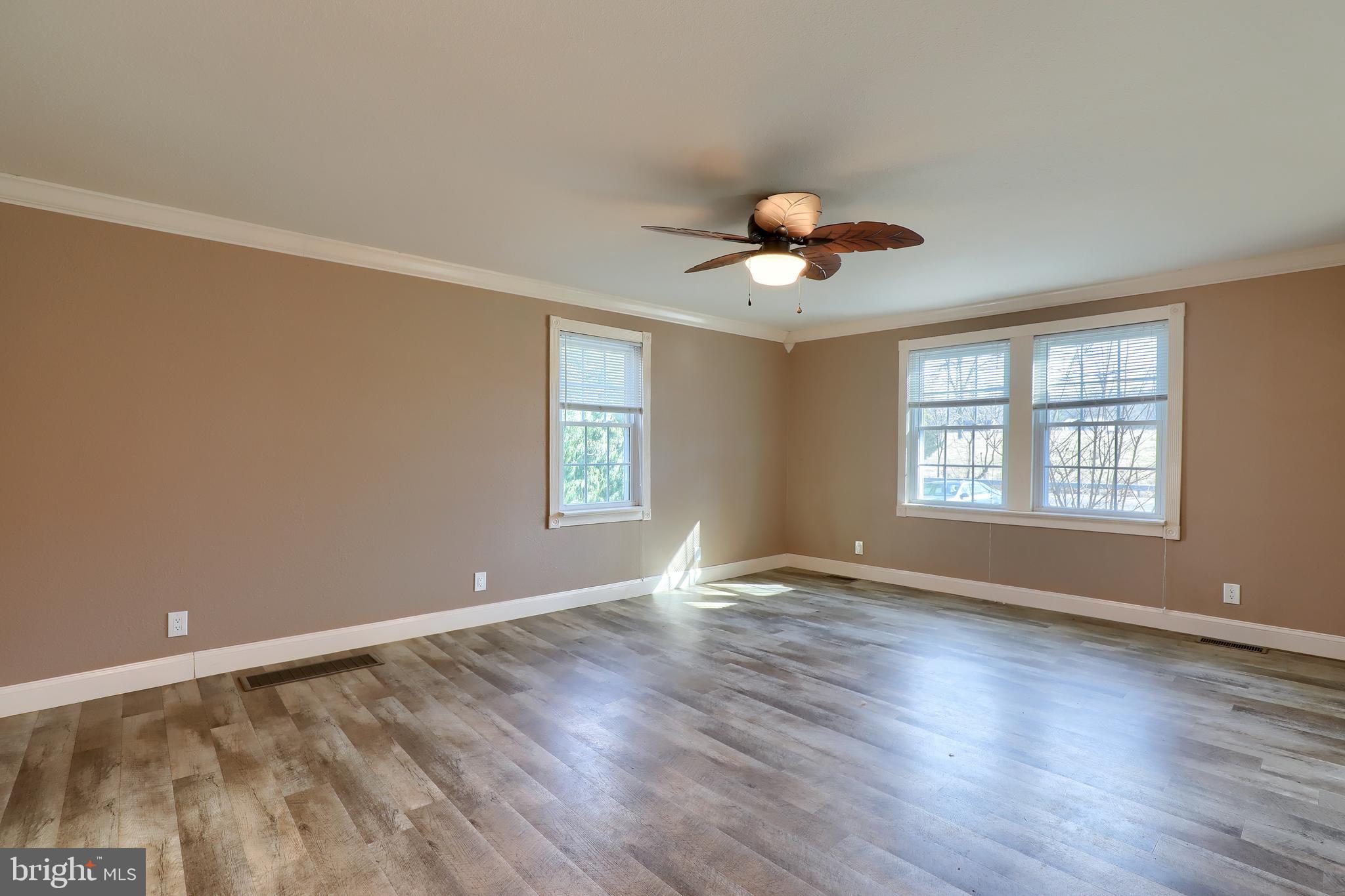 1035 Turnpike Road Elizabethtown, PA 17022 - Photo 8 of 56 Gallery Image 8
