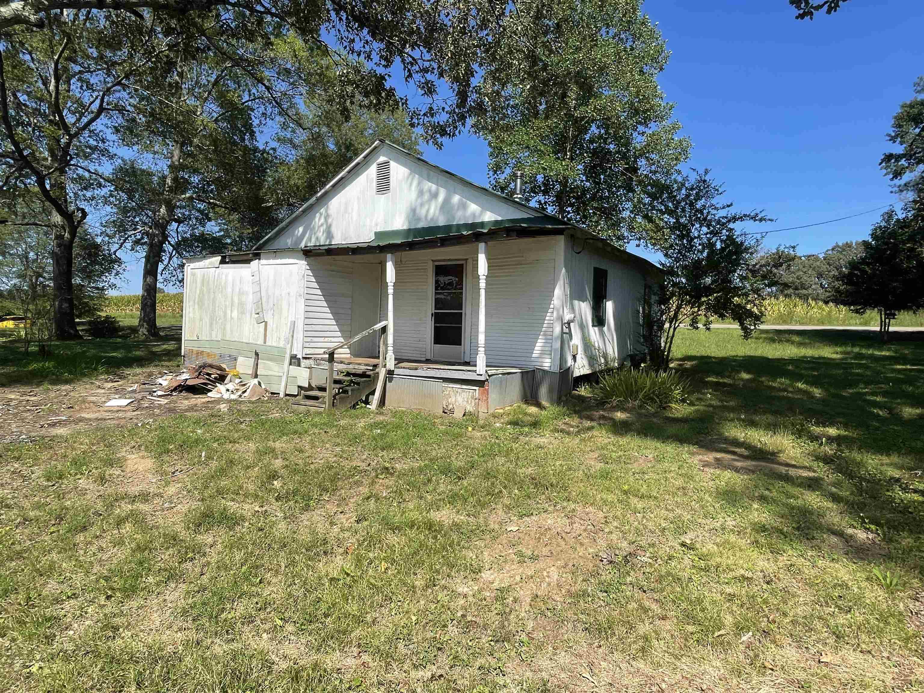 481 North Liberty Road Michie, TN 38357 - Photo 4 of 28 Gallery Image 4