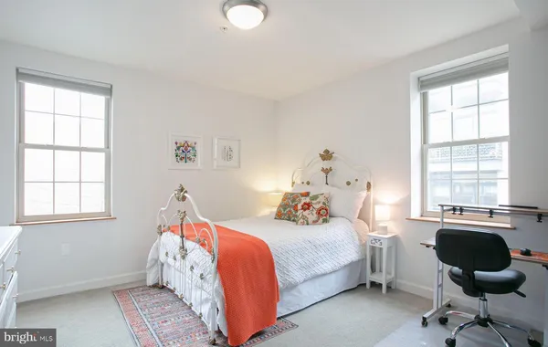$2,200 | 1417 Newton Street Northwest, Unit 207, Washington, DC 20010