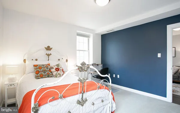 $2,200 | 1417 Newton Street Northwest, Unit 207, Washington, DC 20010