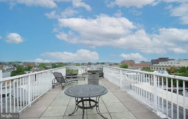 $2,200 | 1417 Newton Street Northwest, Unit 207, Washington, DC 20010