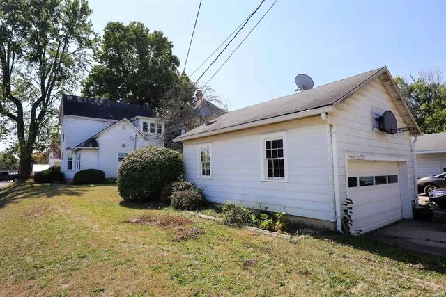 $140,000 | 127 East Wiley Avenue, Bluffton, IN 46714