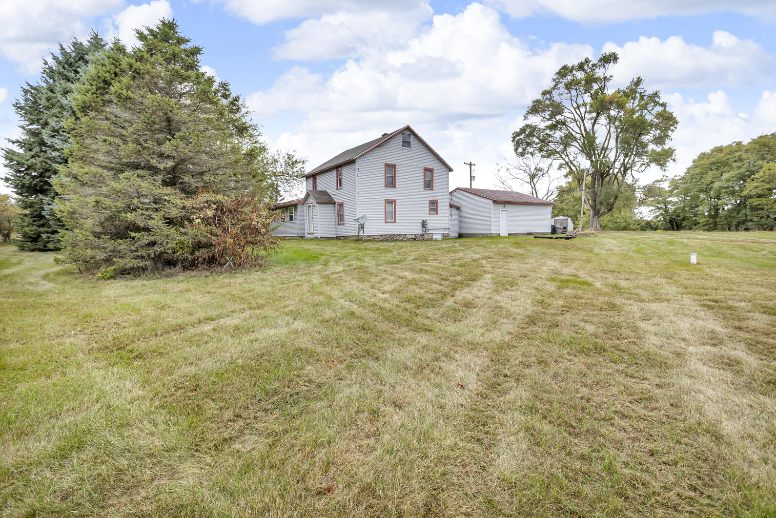13868 Phal Road Grass Lake, MI 49240 - Photo 2 of 50 0N0A9631