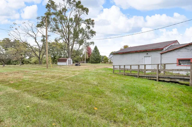 $237,400 | 13868 Phal Road, Grass Lake, MI 49240