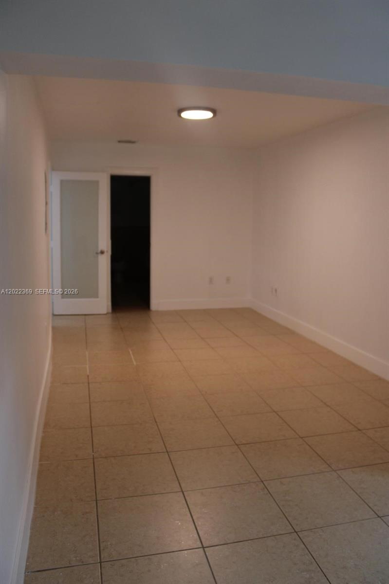 6371 Southwest 109th Court Miami, FL 33173 - Photo 10 of 45