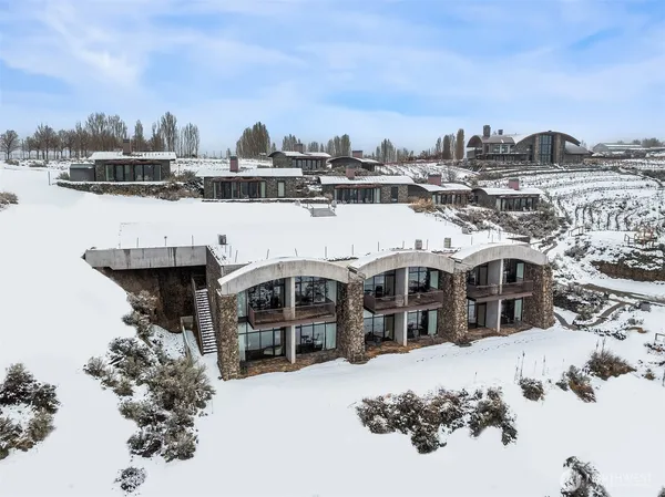 $699,000 | 23658 Sagecliffe Road Northwest, Unit D, Quincy, WA 98848