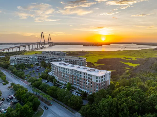 $1,460,000 | 155 Wingo Way, Unit 426, Mount Pleasant, SC 29464
