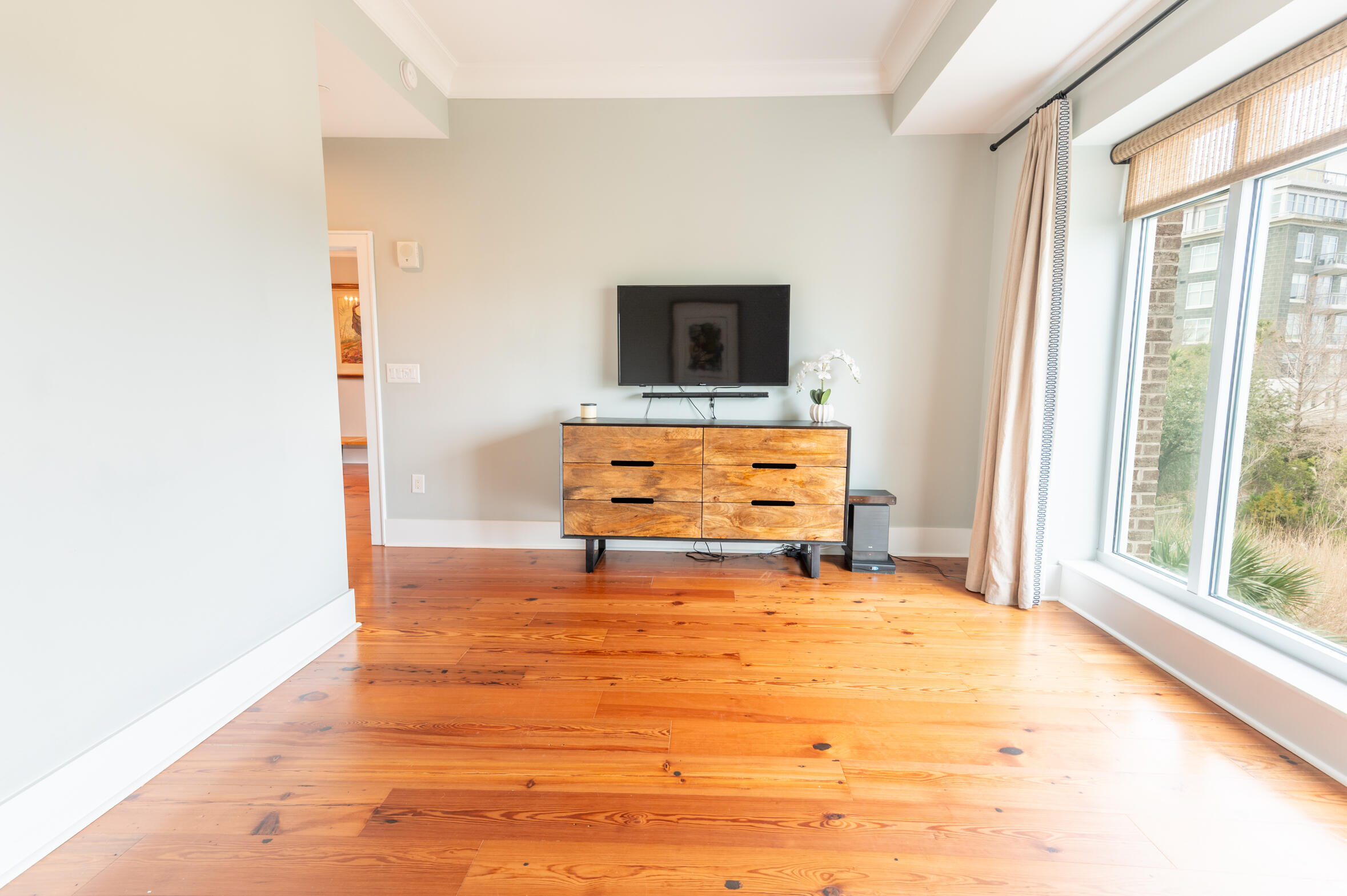 155 Wingo Way, Unit 426 Mount Pleasant, SC 29464 - Photo 21 of 52 Main Bedroom