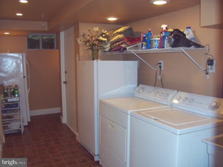 410 West Rose Valley Road Wallingford, PA 19086 - Photo 20 of 21 Laundry Room