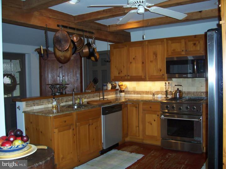 410 West Rose Valley Road Wallingford, PA 19086 - Photo 9 of 21 Kitchen