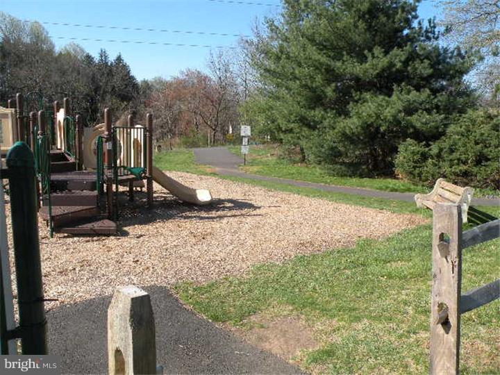 82 Whetstone Road Horsham, PA 19044 - Photo 18 of 18 Gallery Image 18