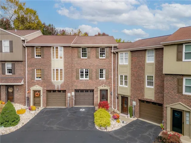 $205,000 | 6 Hennig Drive, Pittsburgh, PA 15236
