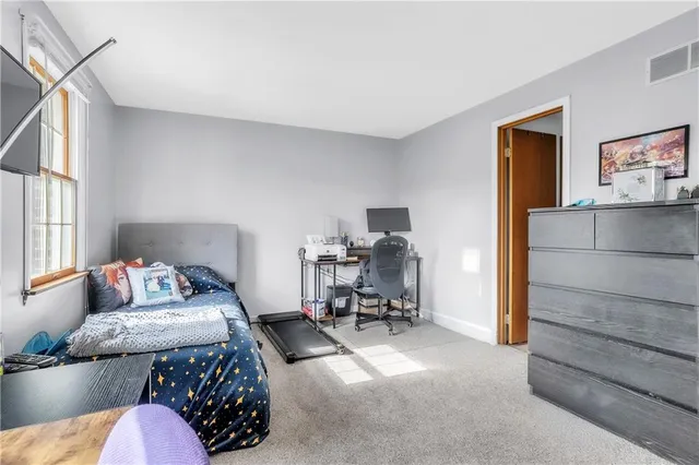 $205,000 | 6 Hennig Drive, Pittsburgh, PA 15236