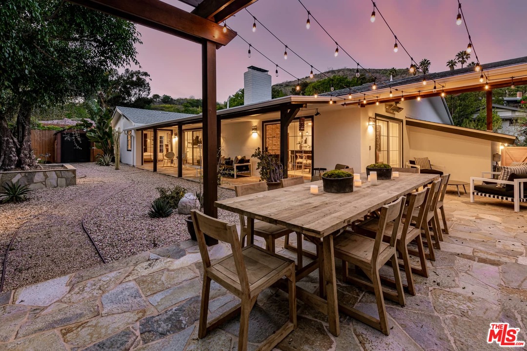 6570 Lakeridge Road Los Angeles, CA 90068 - Photo 28 of 39