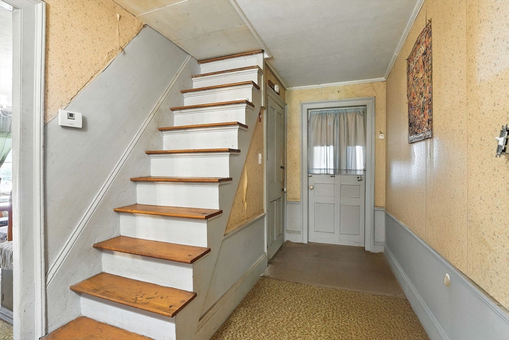 5 Circle Street Templeton, MA 01436 - Photo 15 of 37