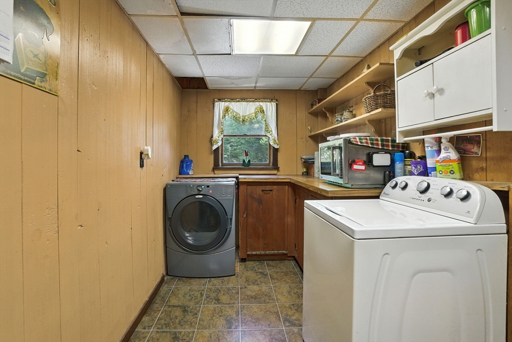 5 Circle Street Templeton, MA 01436 - Photo 16 of 37