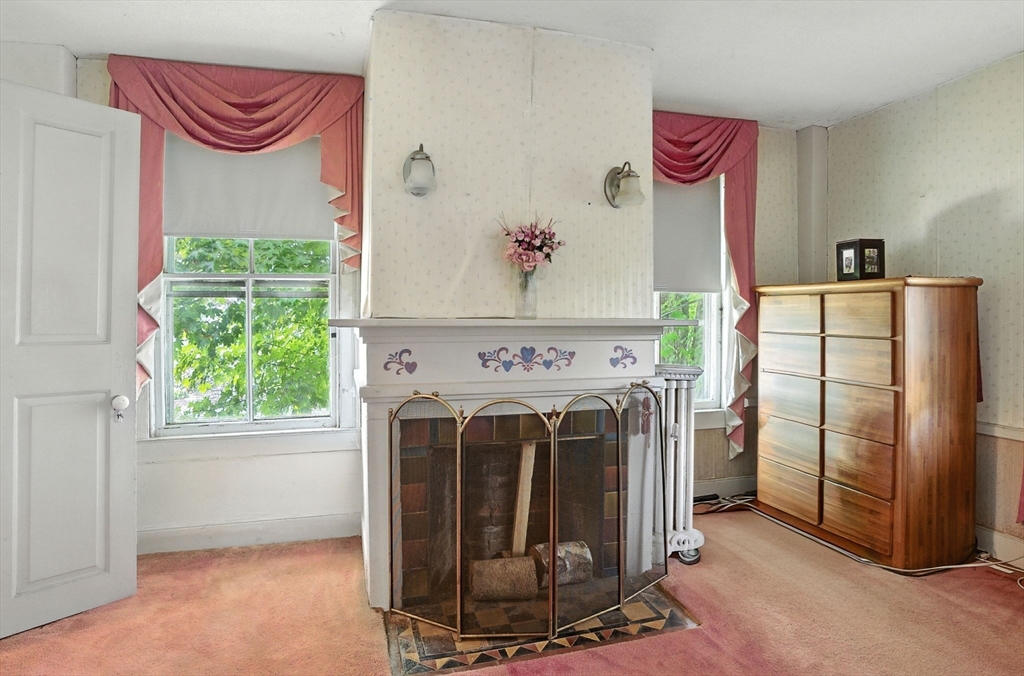 5 Circle Street Templeton, MA 01436 - Photo 25 of 37