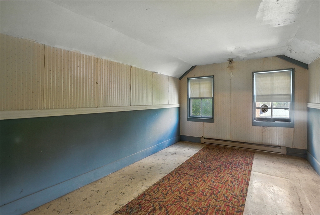 5 Circle Street Templeton, MA 01436 - Photo 29 of 37